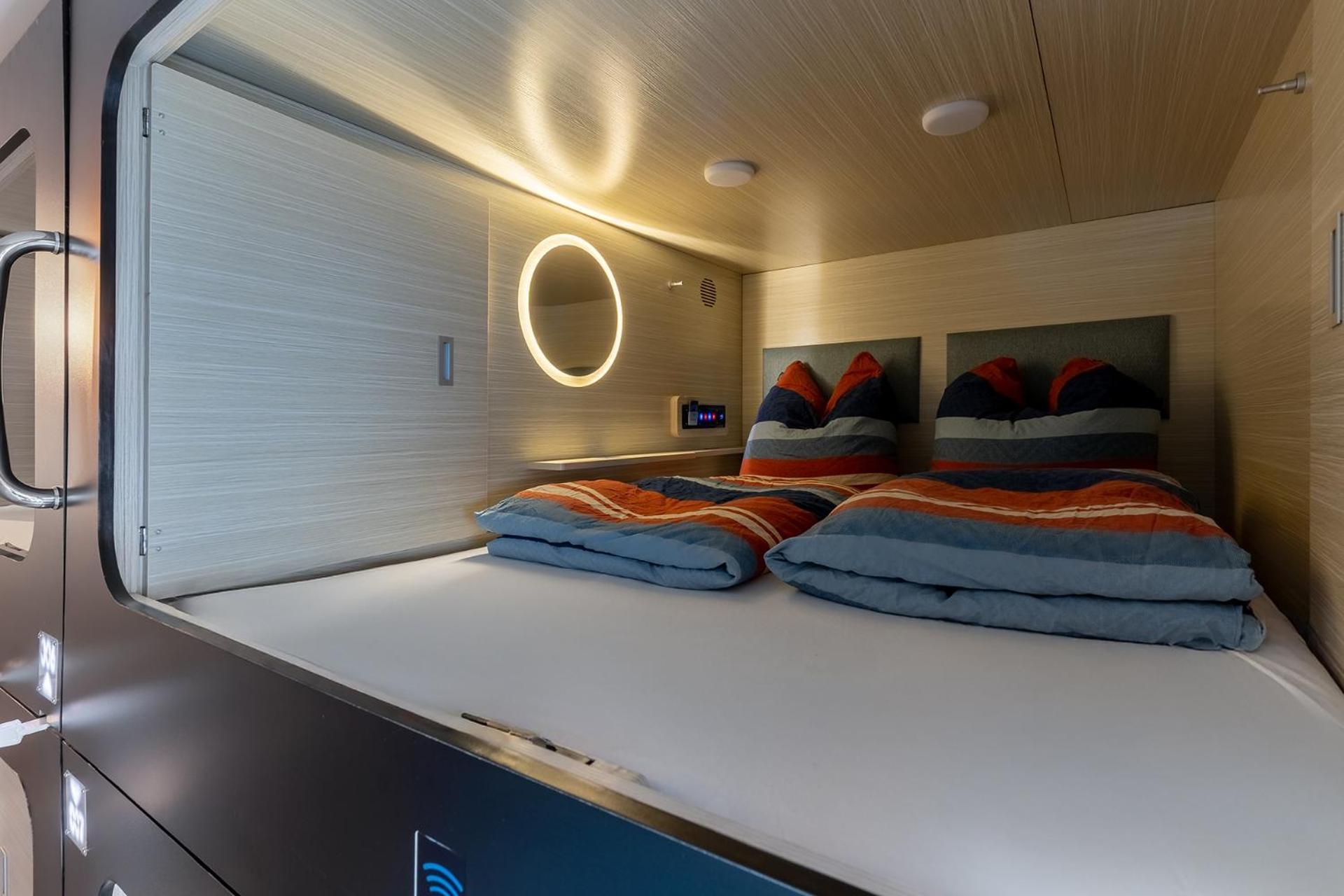 Mue Cubes - Capsule Hotel バーゼル エクステリア 写真